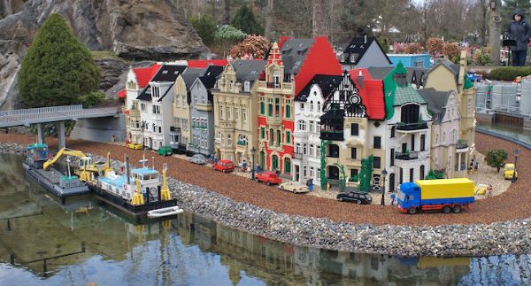 Леголенд (Legoland)