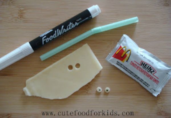 Чудики из сосисок