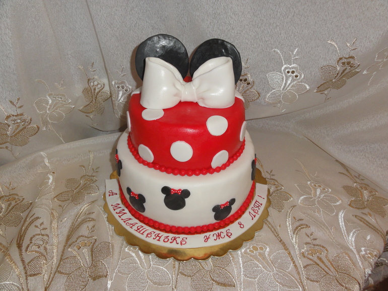 Торт на тему мини маус
