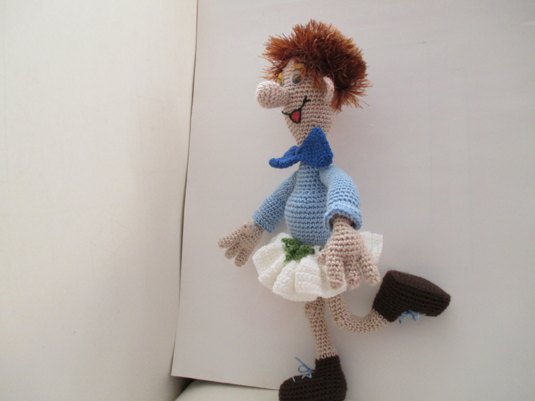 Mужчина я пачке и мадмуазель