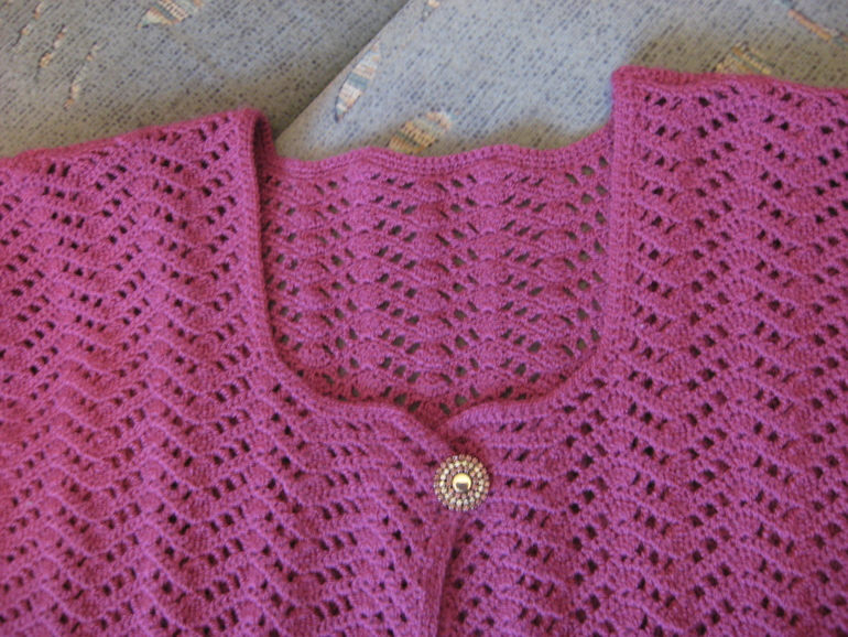 Жилет узором зигзаг