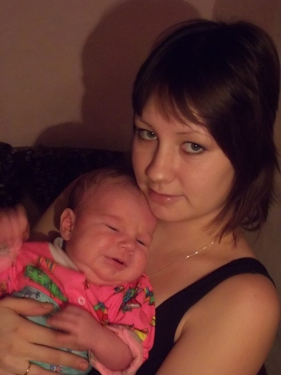 посоветуйте стрижку и цвет волос??