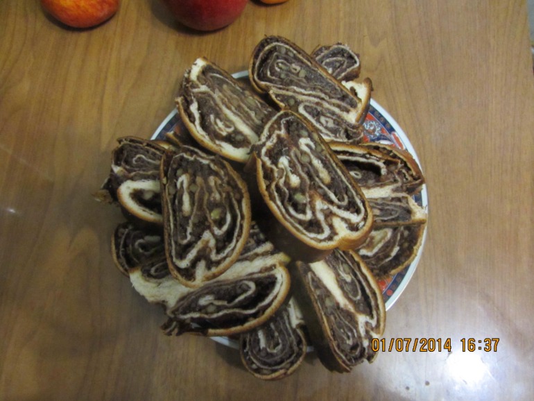 Повитица с орехами