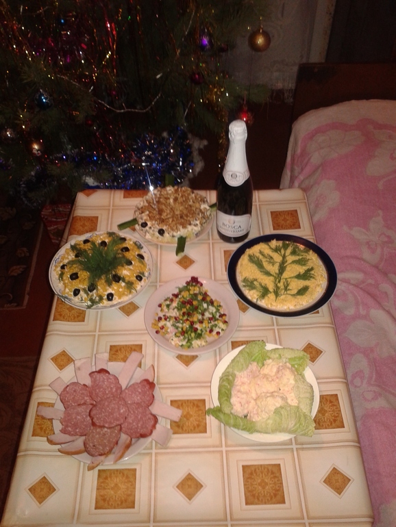 новый год и новое достижение малышика)))