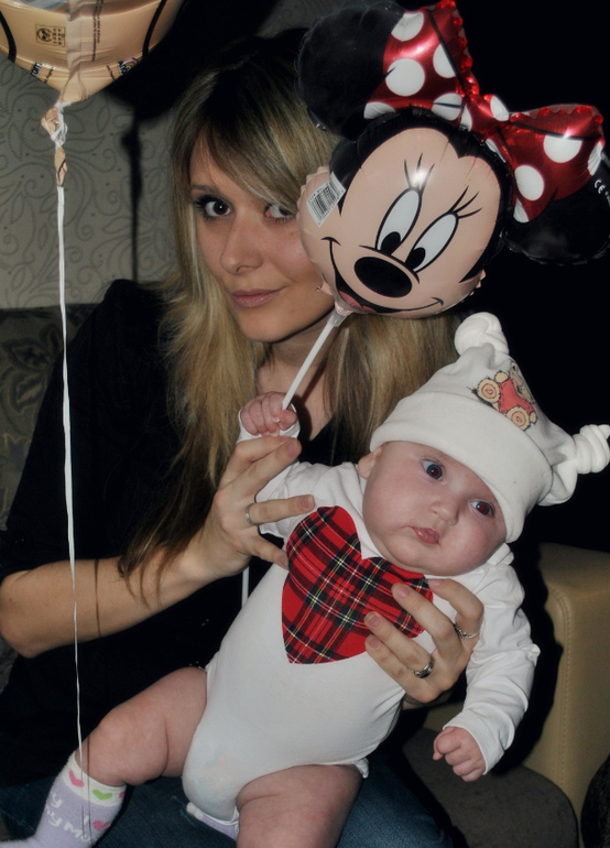 У нашей дочки родился двоюродный братик)