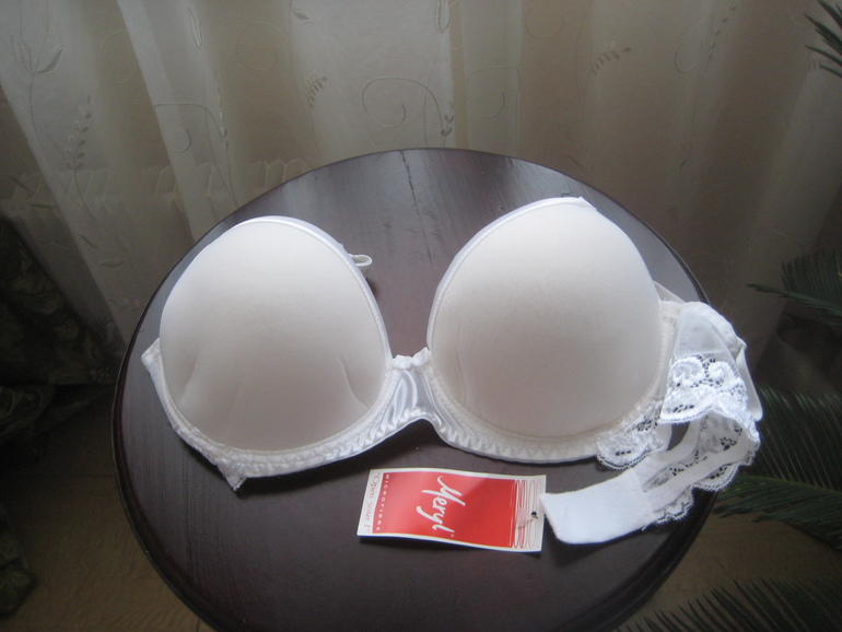 Бюстгальтер,Lilly. Италия.