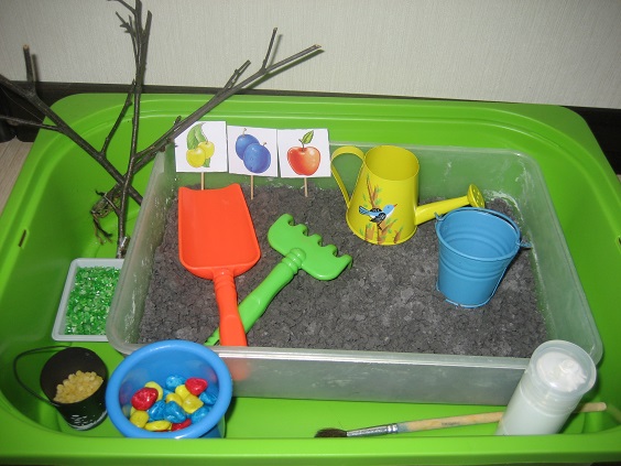 Сенсорная коробка "Фруктовый сад"