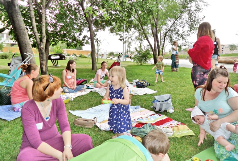 Фотоотчет со встречи мамы в парке 2 июля, Музеон.