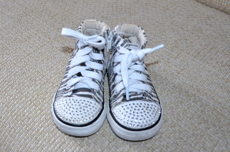 Летняя обувь 21-22 размера.