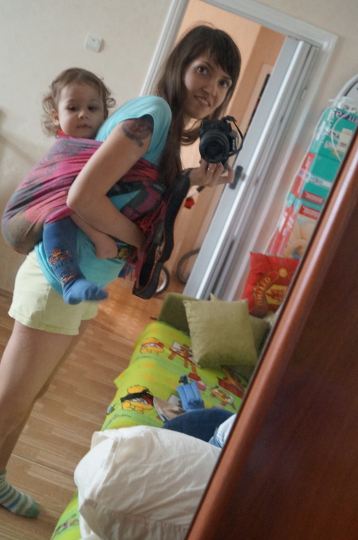 Шейный шарф в качестве слинга