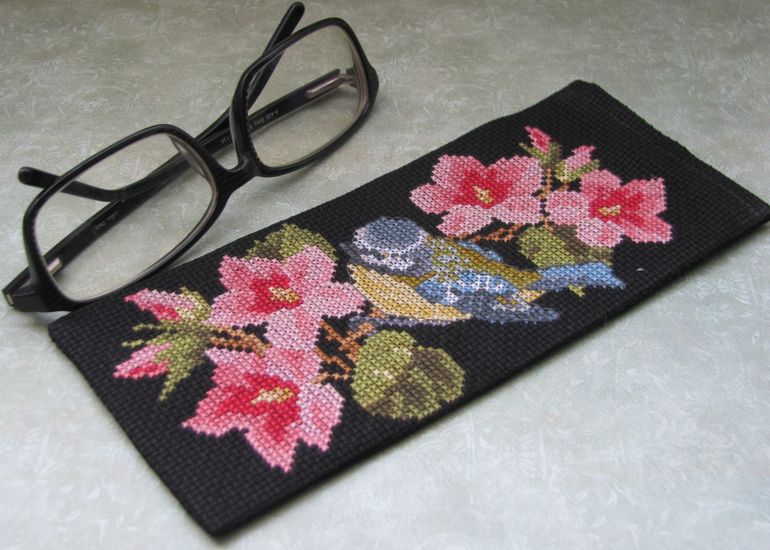 Радость " глазкам")))