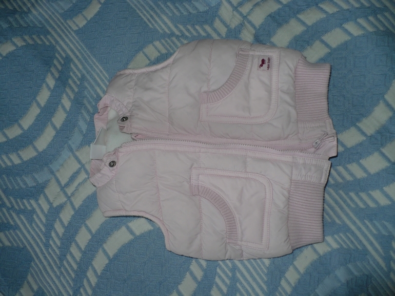 жилетик фирмы h&m  РЕГИОН.ПОЧТА