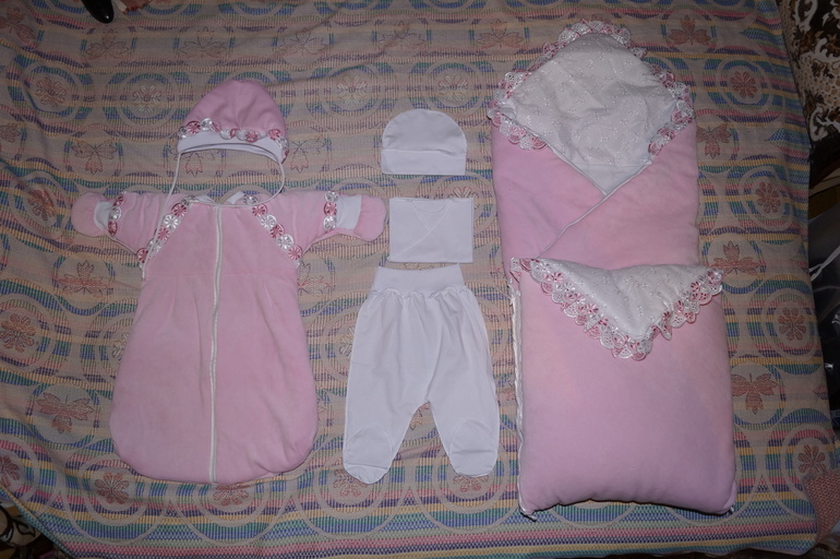 Хоть и дома ещё не всё готово, но к выписке уже....)))