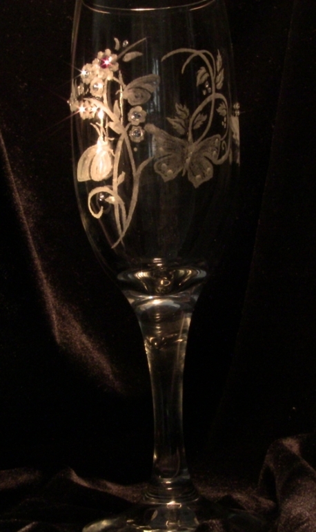 гравировка со стразами