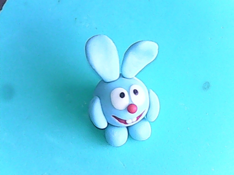 Смешарики на снежной полянке )))