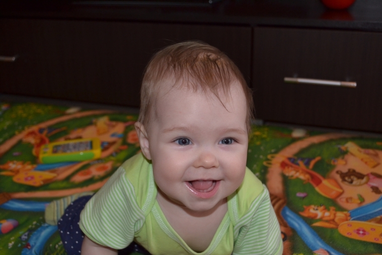 а мы научились показывать язык)))