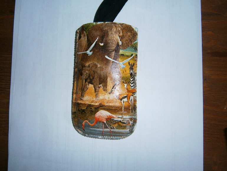 Чехлы для телефонов