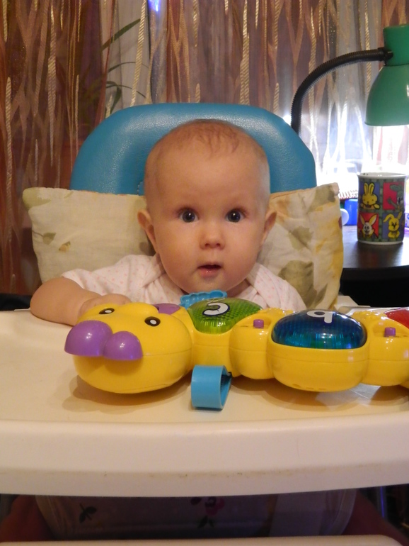 Мышь-мышь 7 месяцев )))