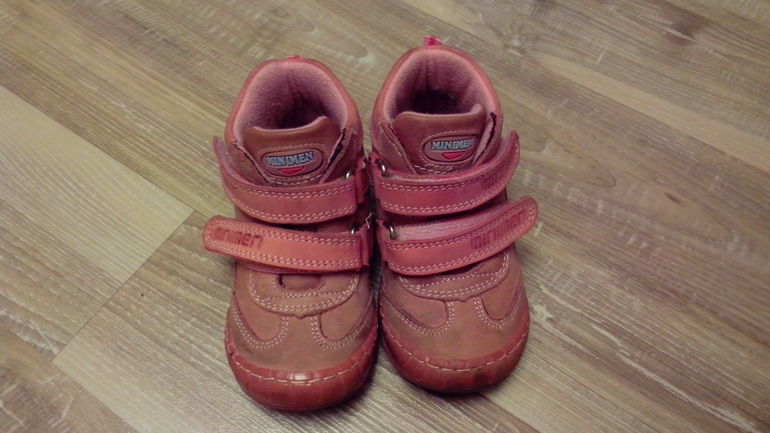 Обувь для девочки 19-20 размер