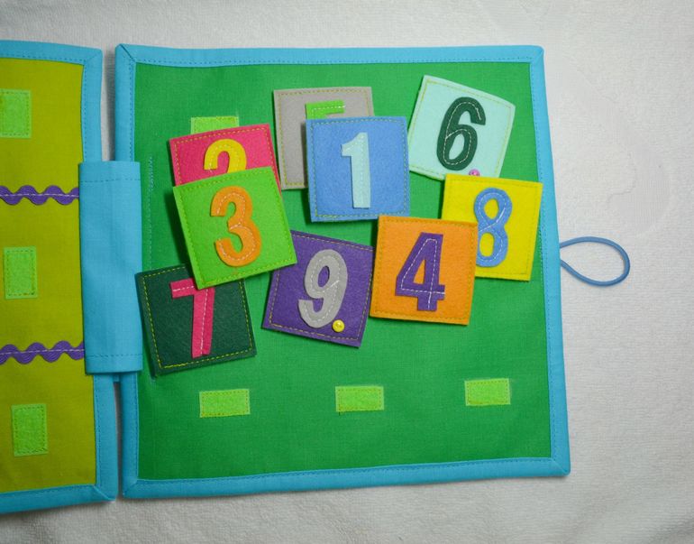 Именная развивающая книжечка