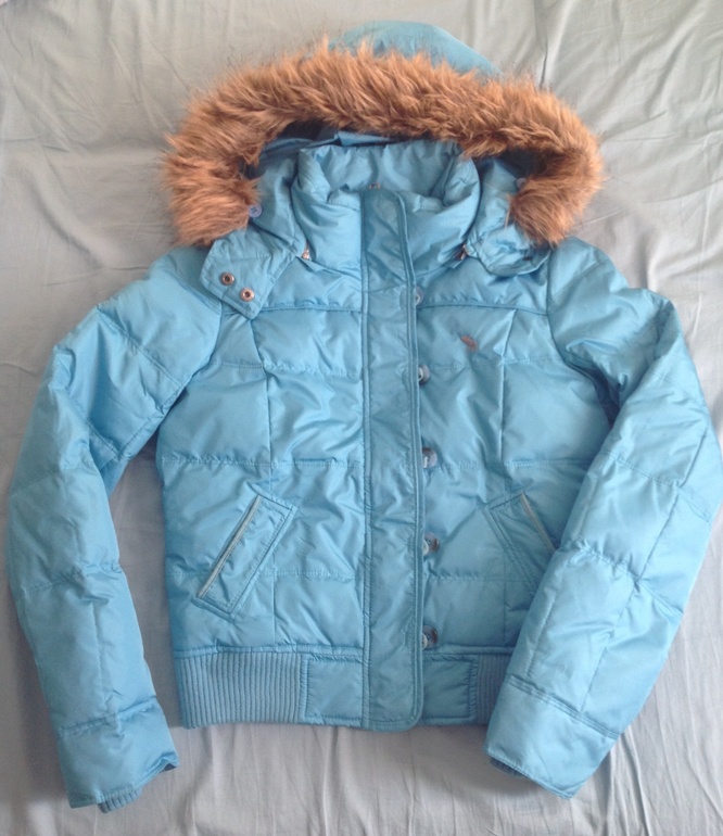Зимняя Женская куртка Abercromber &Fitch; размер М 1000 руб