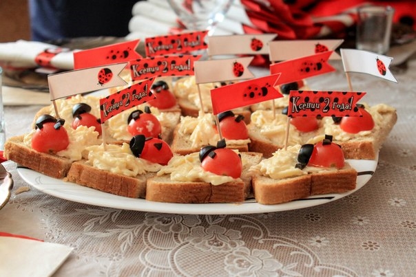 Оформление празника в стиле "божья коровка".