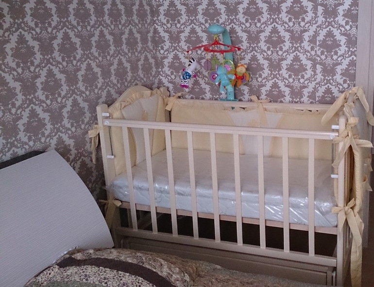 Сравнение кроваток фирм Можга и Ведрусс