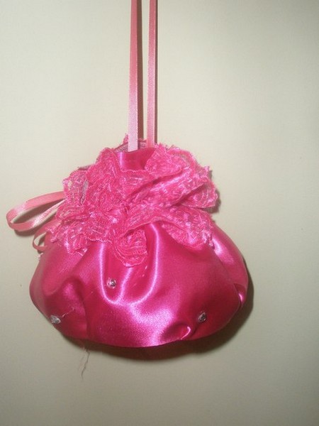 Продаю два платья, очень красивые!