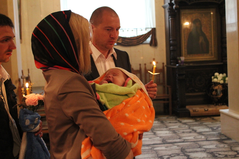 Покрестили мы нашу радость)))