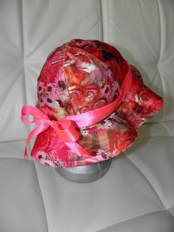 продам шапочку и панамку.все новое.почта