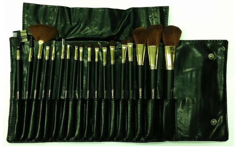 Продаю наборы кистей для макияжа от 900р!