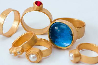 Самодельный подарок на 8 марта для воспитателей