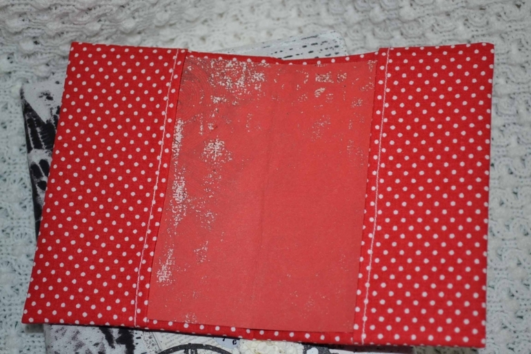 Белый,черный и красный