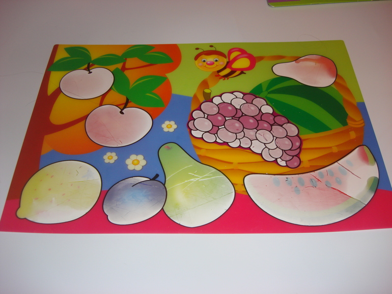 Наши творческие пятиминутки в годик. Рисование.