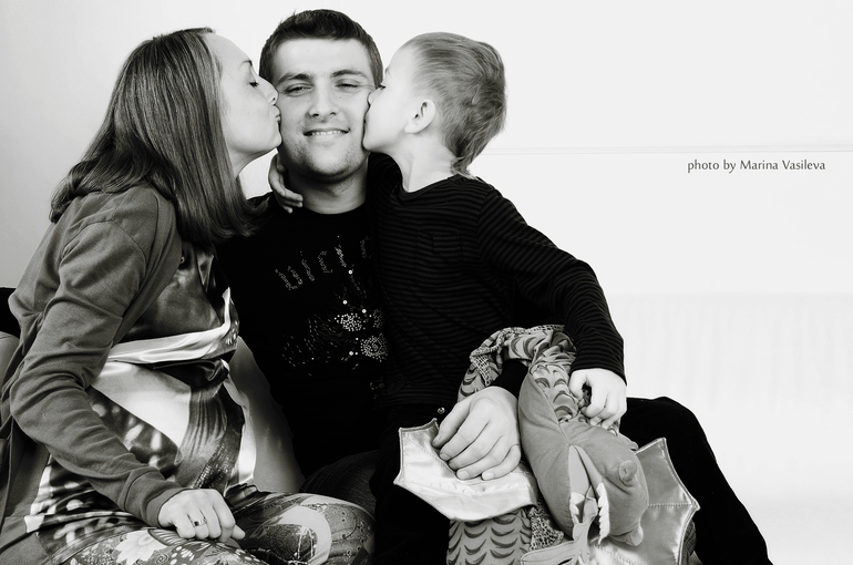 Жду любой критики не оставайтесь безучастными, подарите одну минутку)))