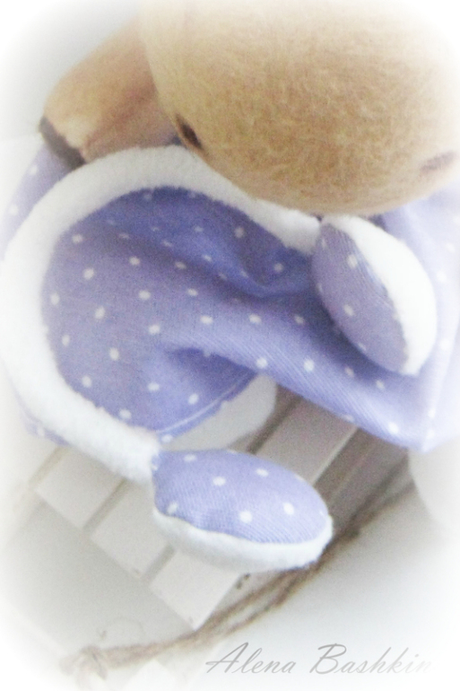 Грустная пони Лулу