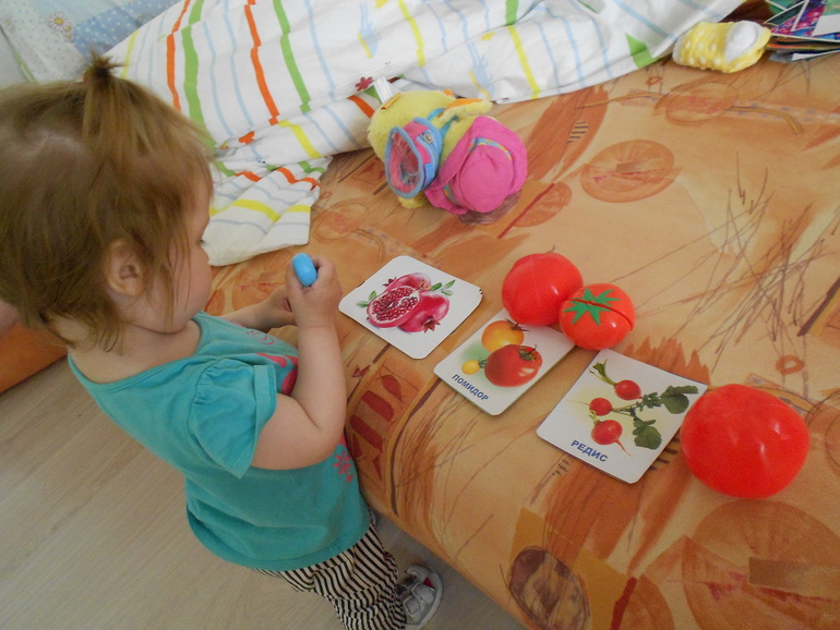 ТЗ Красный цвет. Фрукты, овощи.