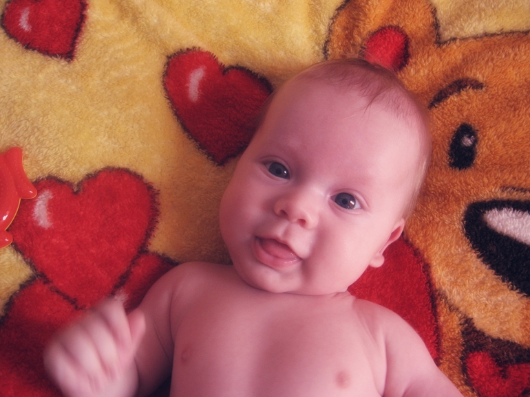 Боже как быстро летит время нам уже 5 месяцев!!!!!