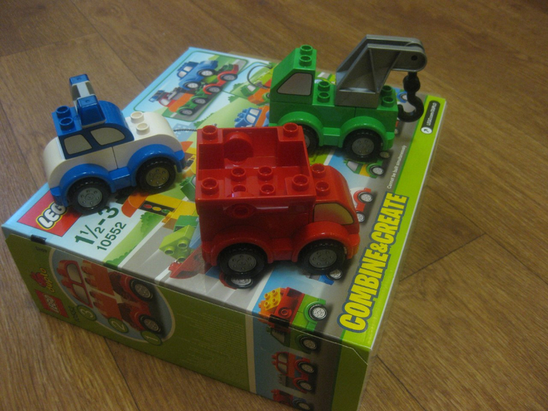 Конструктор Lego DUPLO "Машинки-трансформеры"