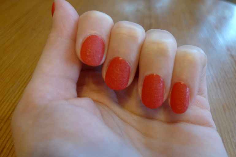 Песочный лак