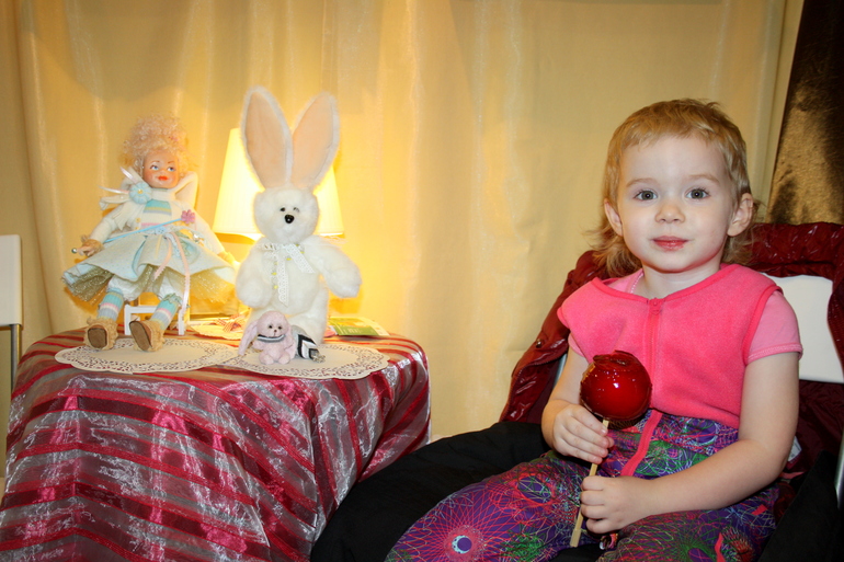 выставка "Hello Teddy 2013" ......