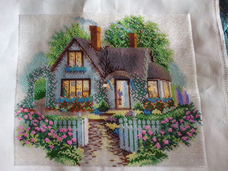 Мой "Коттедж с розами".