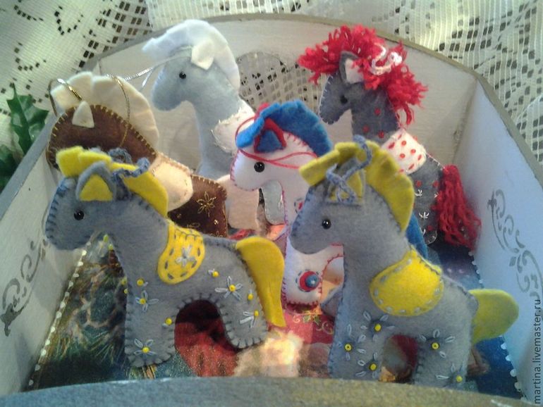 Подарки к Новому Году, ручная работа, игрушки из фетра, декупаж!