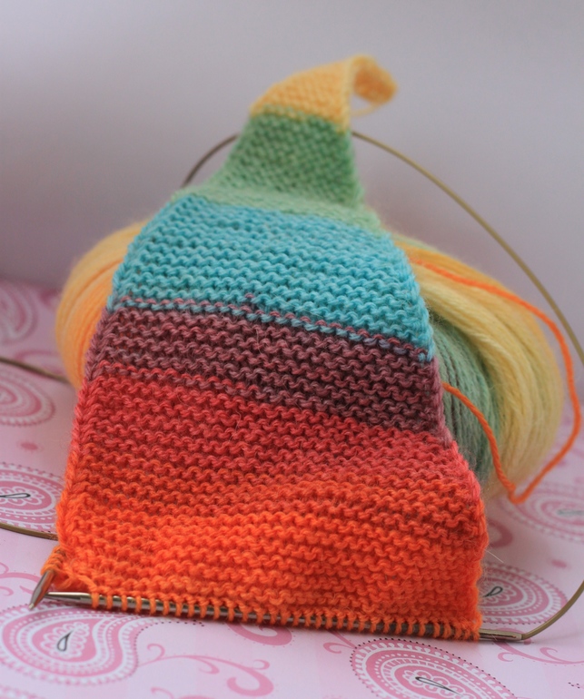 Радужный комплект шапка+шарф