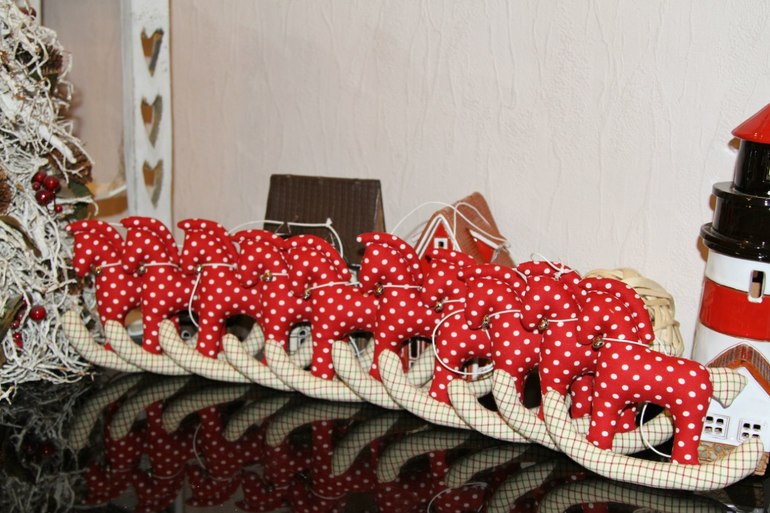 Новогодние лошадки.