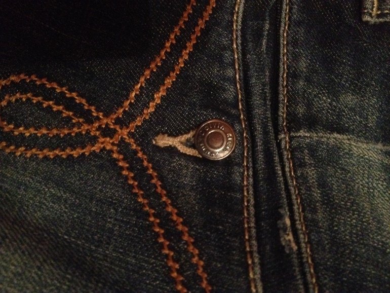 Личные вещи (есть брендовые) в отличном состоянии!!! есть куртка на осень