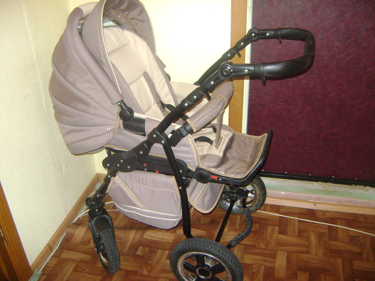 Наша первая коляска Adamex Mars 2в1 .