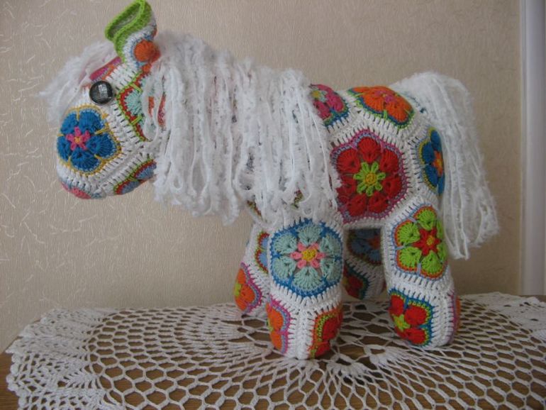 Я люблю свою лошадку...