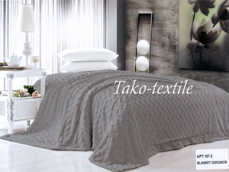 Какое выбрать покрывало на диван