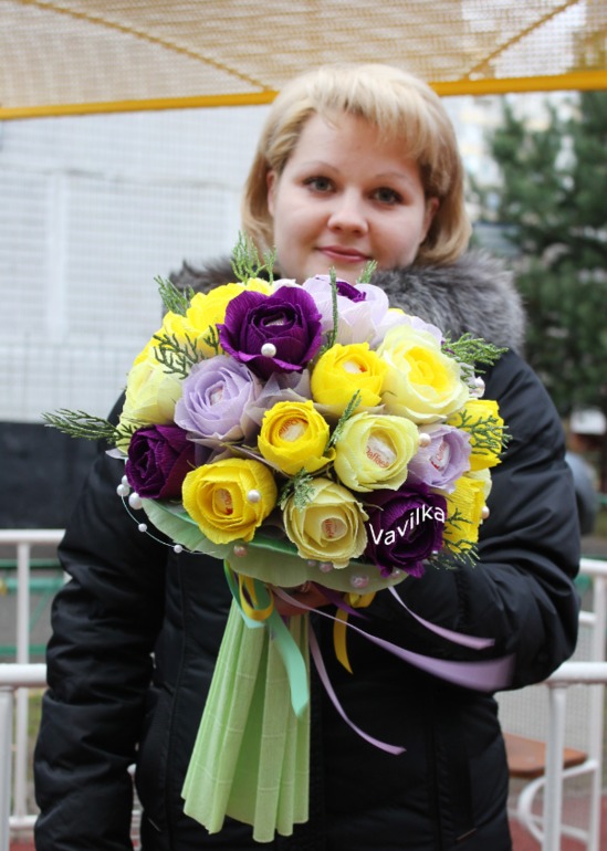 Большущий ручной и капля новогоднего!